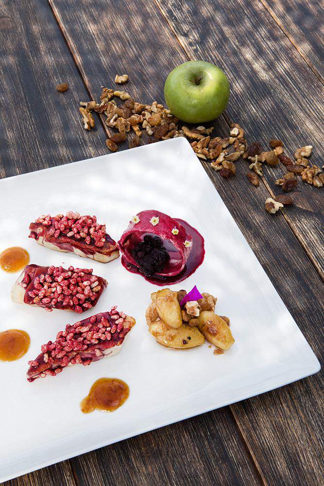 Foie gras, raspberry crispy rice & caramelized apples, Γιώργος Καμπάκης, Kappa Resort, 6
